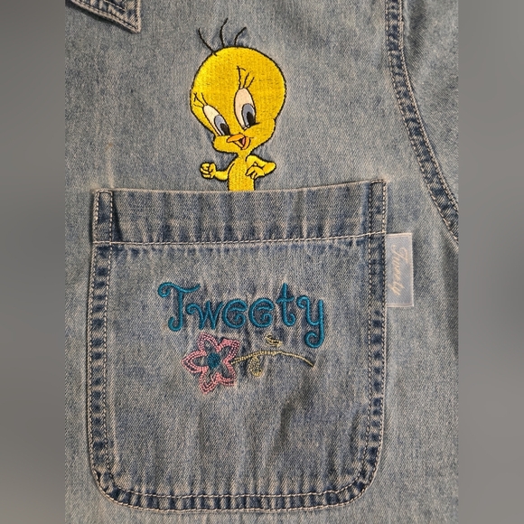 Looney Tunes Tweedy Embroidered Short Sleeve Women's Denim Button-down 14W/16W - Picture 7 of 8